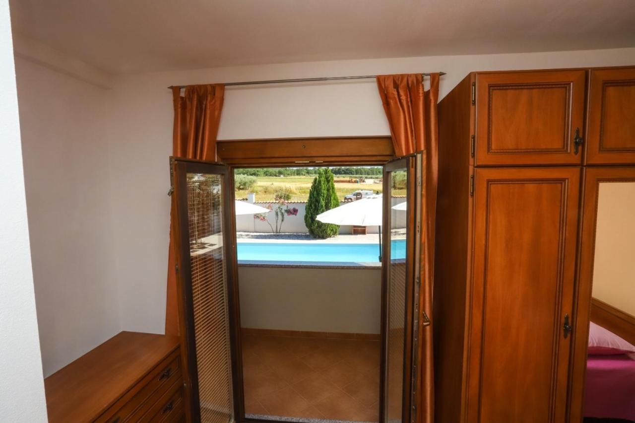 Apartment Nina With Private Pool Nova Vas  ภายนอก รูปภาพ
